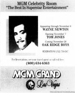 WAYNE NEWTON- Newspaper ad. October 27, 1985. Caped Wonder Stuns City!